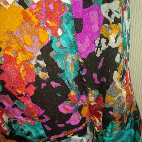 XOXO floral Blazer - Picture 2 of 3